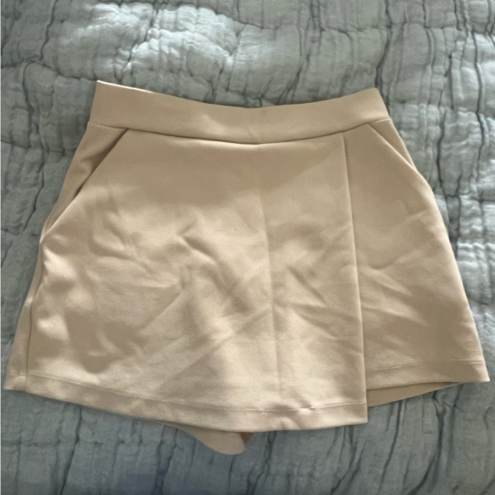 SKORT